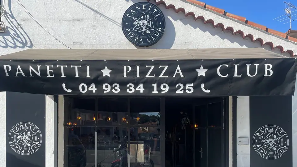 La devanture d’Antibes et son store noir Panetti Pizza Club